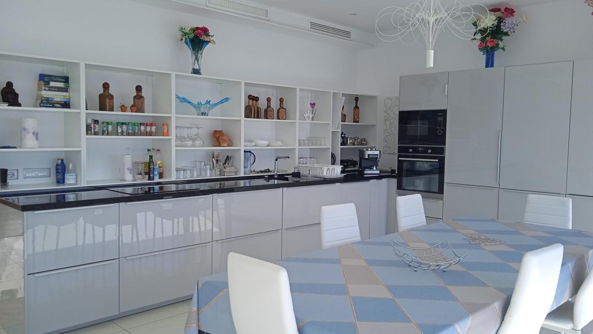 Villa Luxury Paradise ซาโลเบรญา ภายนอก รูปภาพ